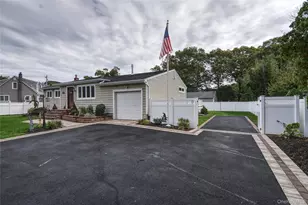 2287 Feuereisen Ave, Ronkonkoma, NY 11779 - Photo 27