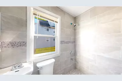 10701 Liverpool Street, Jamaica, NY 11435 - Photo 11