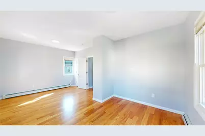 10701 Liverpool Street, Jamaica, NY 11435 - Photo 17