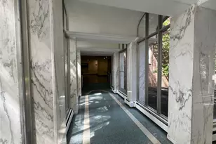 54-40 Little Neck Pkwy, Little Neck, NY 11362 - Photo 37