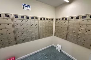 54-40 Little Neck Pkwy, Little Neck, NY 11362 - Photo 31