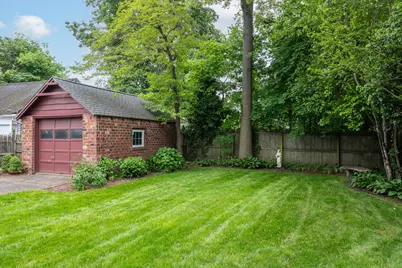 189 Meadowsweet Road, Mineola, NY 11501 - Photo 21