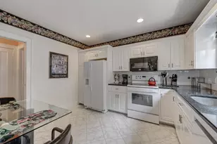 189 Meadowsweet Rd, Mineola, NY 11501 - Photo 13