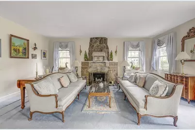 189 Meadowsweet Road, Mineola, NY 11501 - Photo 5