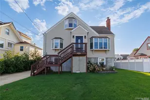 308 Bedell St, Freeport, NY 11520 - Photo 29