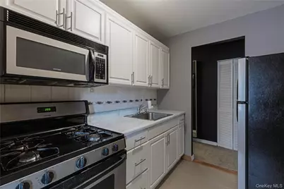 58-03 Calloway Street #3NN, Corona, NY 11368 - Photo 15