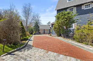 11-20 Shore Rd, Douglaston, NY 11363 - Photo 35