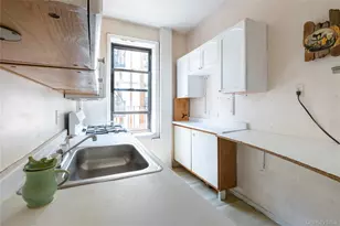 760 Brady Ave Ave, Bronx, NY 10462 - Photo 15