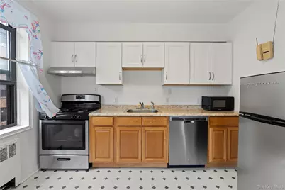 16 N Broadway #4R, White Plains, NY 10601 - Photo 7