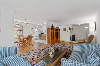 16 N Broadway #4R, White Plains, NY 10601 - Photo 5