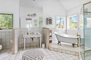 390 Old Montauk Hwy, Montauk, NY 11954 - Photo 29