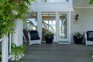 390 Old Montauk Hwy, Montauk, NY 11954 - Photo 7