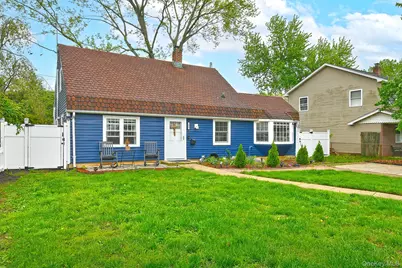 133 Spring Lane, Levittown, NY 11756 - Photo 1