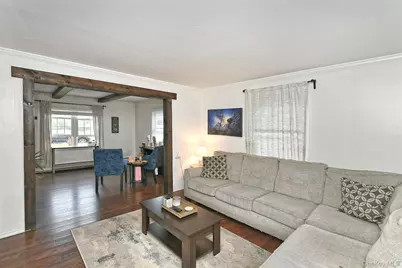 133 Spring Lane, Levittown, NY 11756 - Photo 5