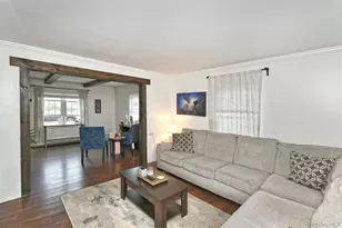 133 Spring Ln, Levittown, NY 11756 - Photo 5