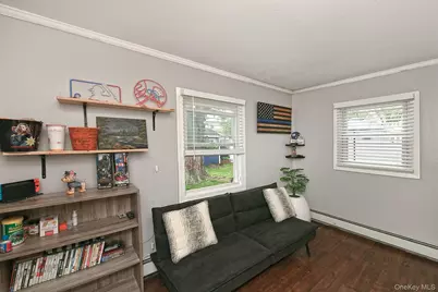 133 Spring Lane, Levittown, NY 11756 - Photo 15