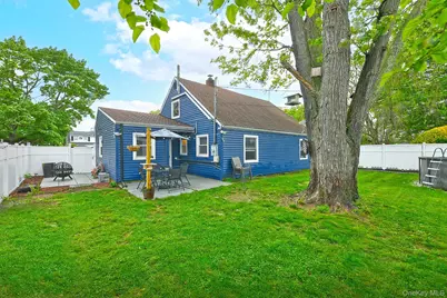 133 Spring Lane, Levittown, NY 11756 - Photo 25