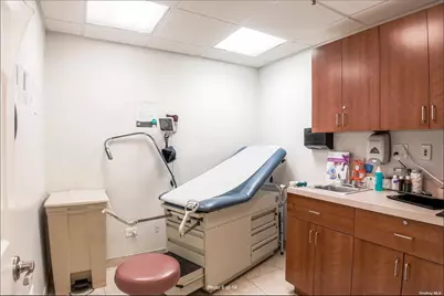 87-08 Justice Avenue #CE, Elmhurst, NY 11373 - Photo 5