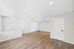 349 E Main St, Centerport, NY 11721 - Photo 15