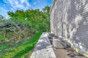 223 Town Line Rd, Commack, NY 11725 - Photo 27