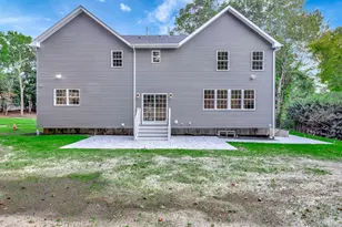 223 Town Line Rd, Commack, NY 11725 - Photo 31