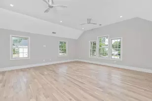 223 Town Line Rd, Commack, NY 11725 - Photo 19