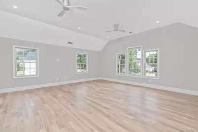 223 Townline Road, Commack, NY 11725 - Photo 19