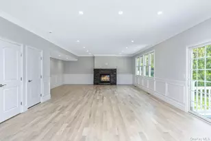 223 Town Line Rd, Commack, NY 11725 - Photo 11