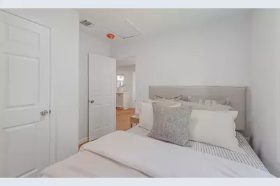 45 Abbott Drive, Huntington, NY 11743 - Photo 17