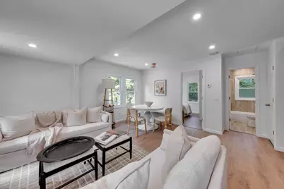 45 Abbott Drive, Huntington, NY 11743 - Photo 3