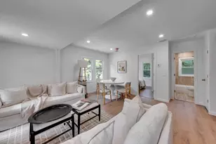 45 Abbott Dr, Huntington, NY 11743 - Photo 3