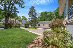 45 Abbott Dr, Huntington, NY 11743 - Photo 29