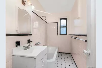 3215 Netherland Avenue #6C, Bronx, NY 10463 - Photo 7