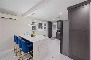 254 Hyatt Ave, Yonkers, NY 10704 - Photo 7