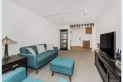 485 E Lincoln Avenue #409, Mount Vernon, NY 10552 - Photo 5