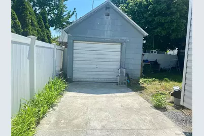 204 Beech Street, Valley Stream, NY 11580 - Photo 13