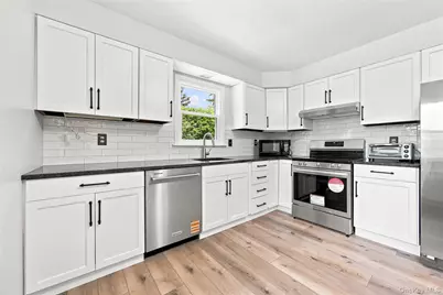 65 Fairmont Road, Mahopac, NY 10541 - Photo 11