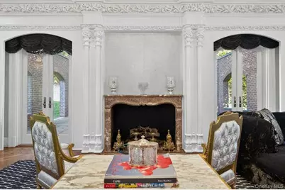 8 Vista Lane, Brookville, NY 11545 - Photo 5