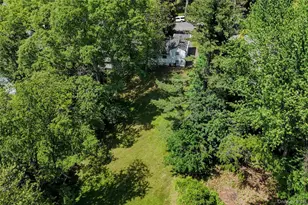 210 Rockland Rd, Pearl River, NY 10965 - Photo 11