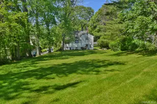 210 Rockland Rd, Pearl River, NY 10965 - Photo 7