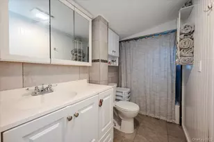 133B Edgewater Park, Bronx, NY 10465 - Photo 11