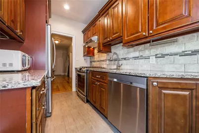 12 Hamilton Place #A-10, Garden City, NY 11530 - Photo 7