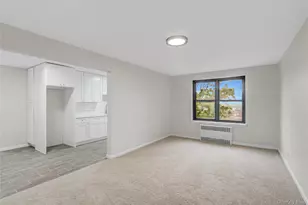 204-15 Foothill Ave, Hollis, NY 11423 - Photo 13