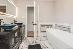 282 S Ketcham Ave, Amityville, NY 11701 - Photo 27