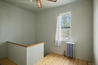 604 Main Street, Greenport, NY 11944 - Photo 27