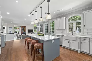 2 Cerf Ln, Mount Kisco, NY 10549 - Photo 5