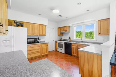 508 Woodstock Road, Millbrook, NY 12545 - Photo 15