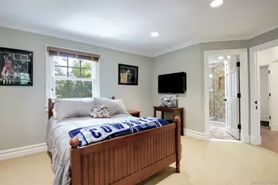 25 The Oaks, Roslyn, NY 11576 - Photo 31