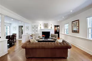 25 The Oaks, Roslyn, NY 11576 - Photo 5