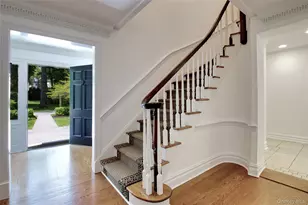 25 The Oaks, Roslyn, NY 11576 - Photo 3